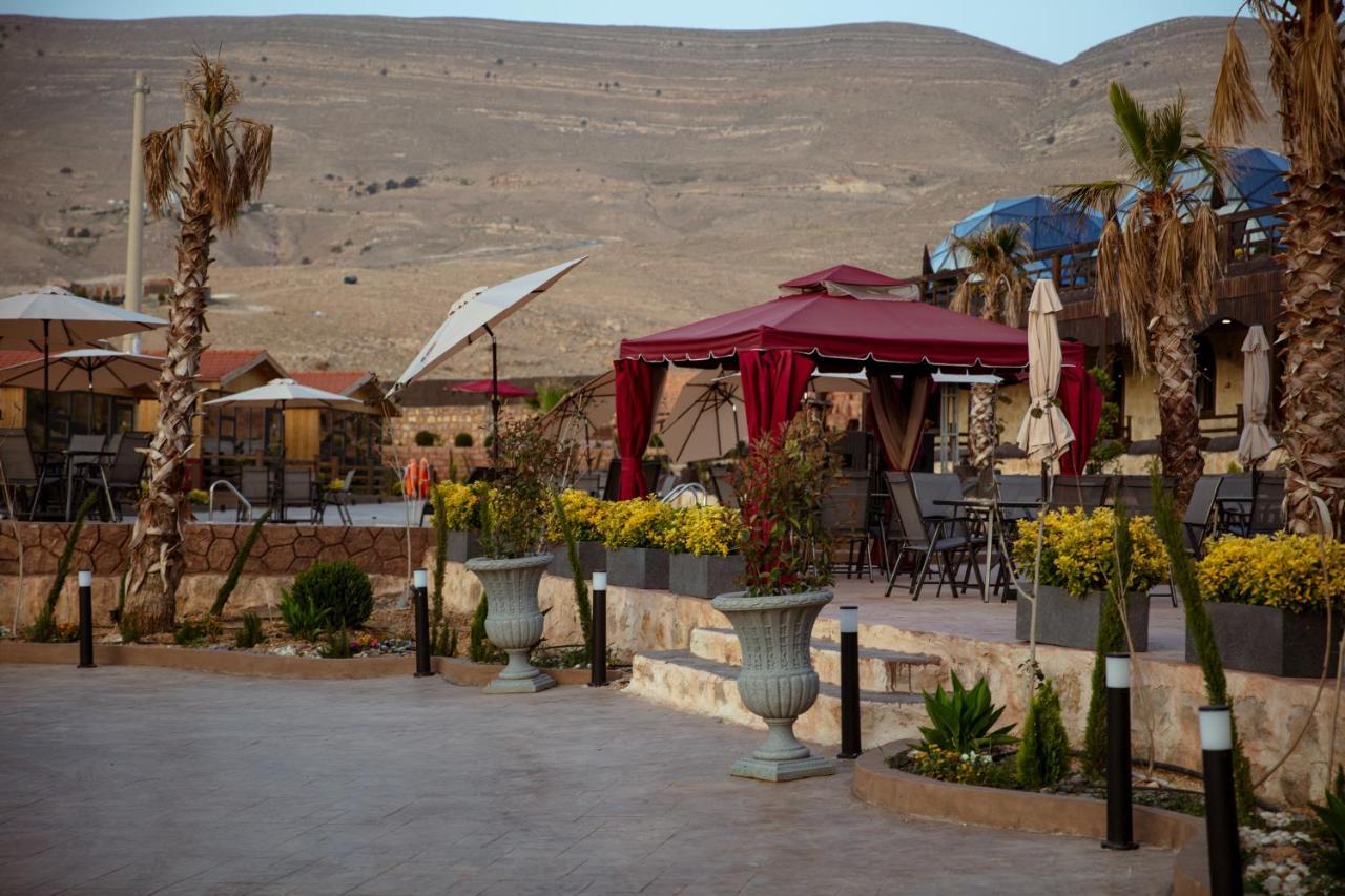 Petra Seasons Luxury Resort Al Hayy Esterno foto