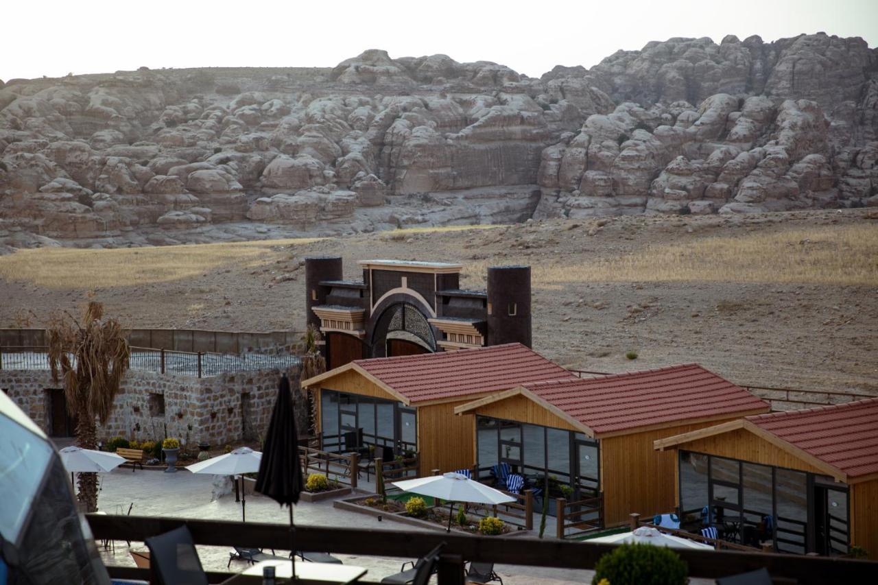 Petra Seasons Luxury Resort Al Hayy Esterno foto