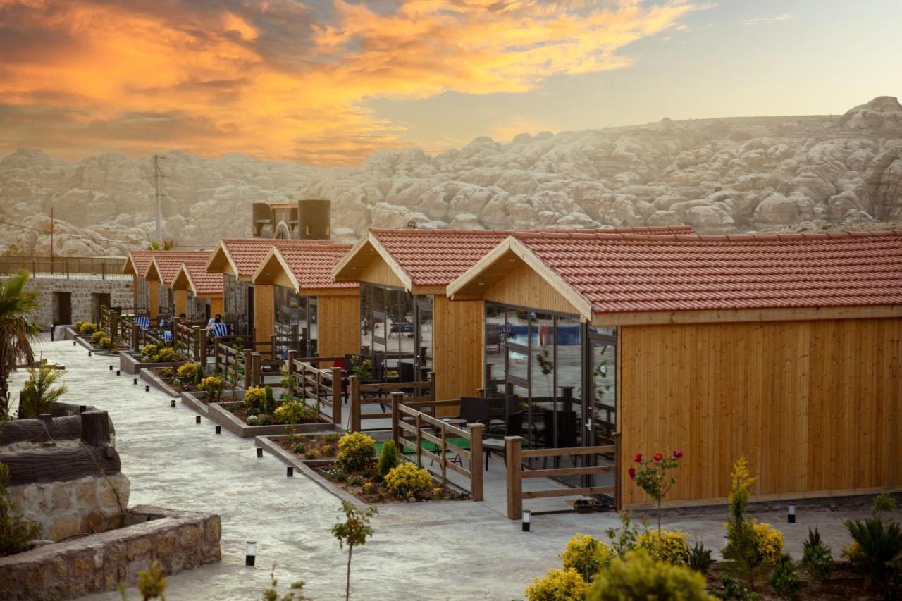 Petra Seasons Luxury Resort Al Hayy Esterno foto