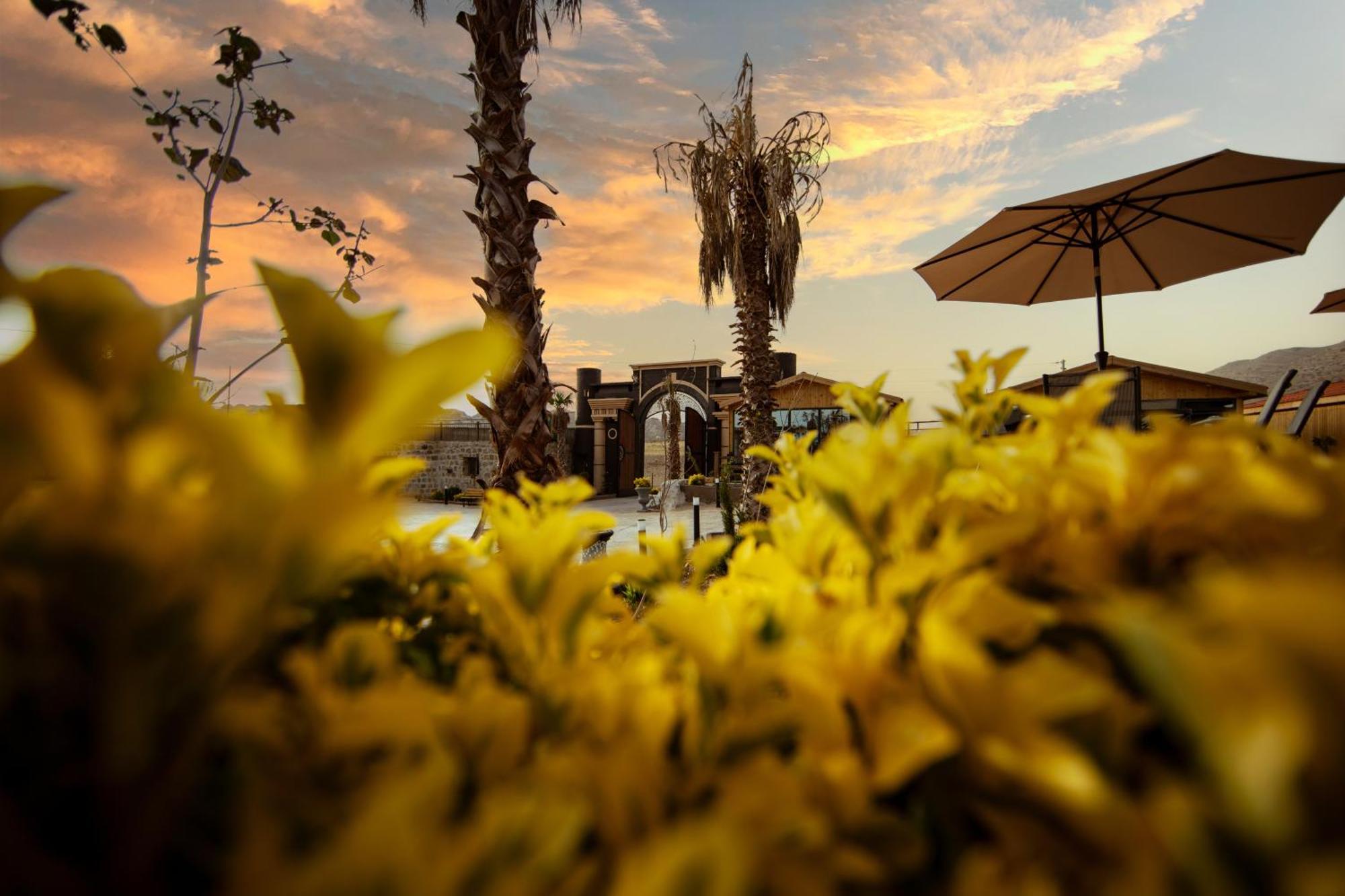 Petra Seasons Luxury Resort Al Hayy Esterno foto