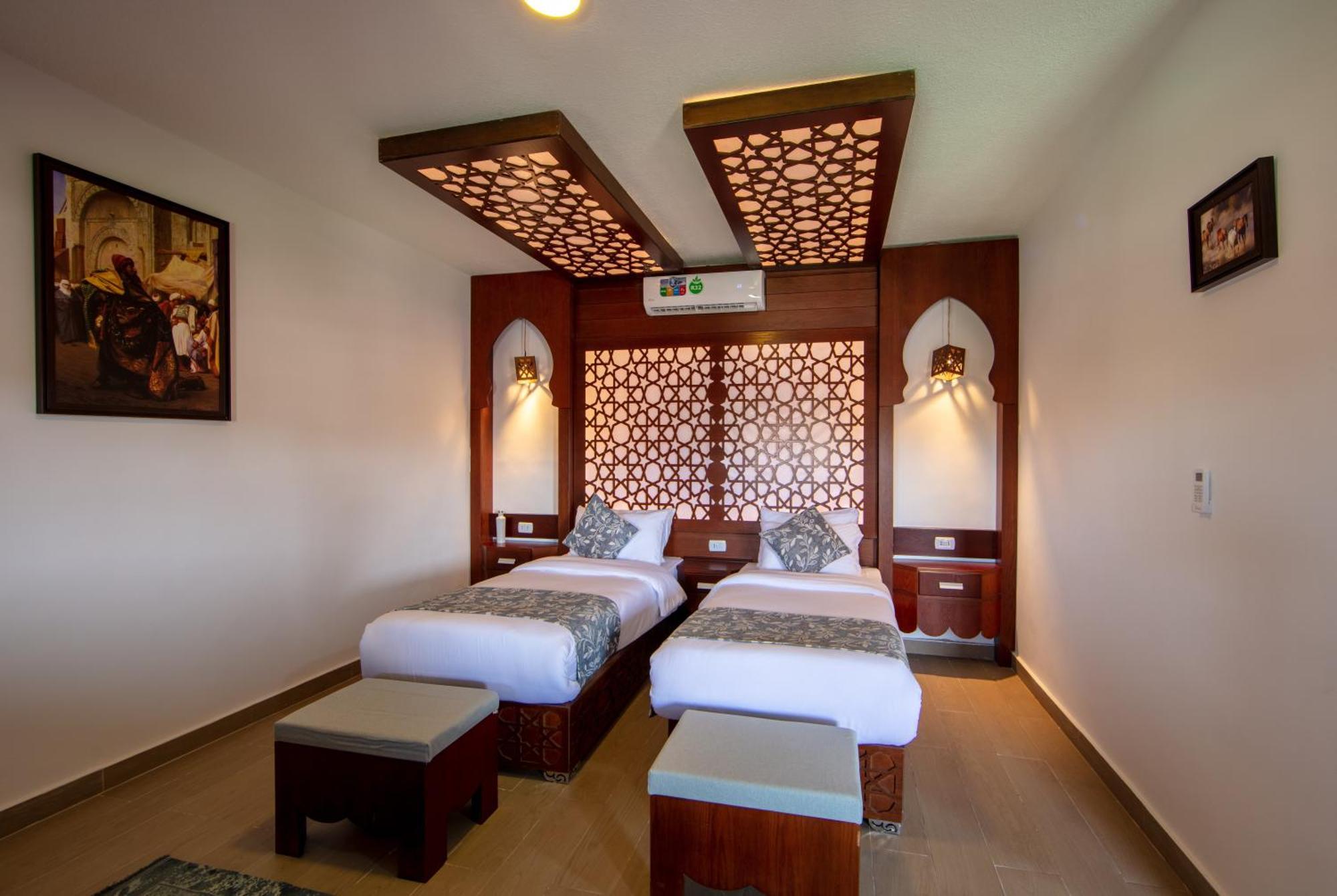 Petra Seasons Luxury Resort Al Hayy Esterno foto