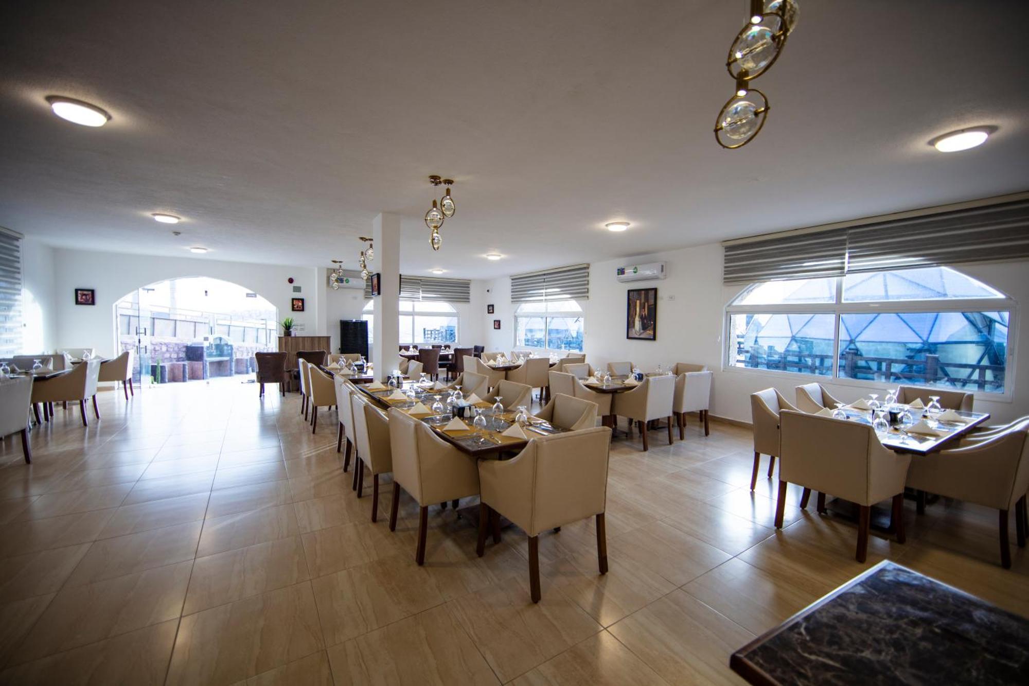 Petra Seasons Luxury Resort Al Hayy Esterno foto