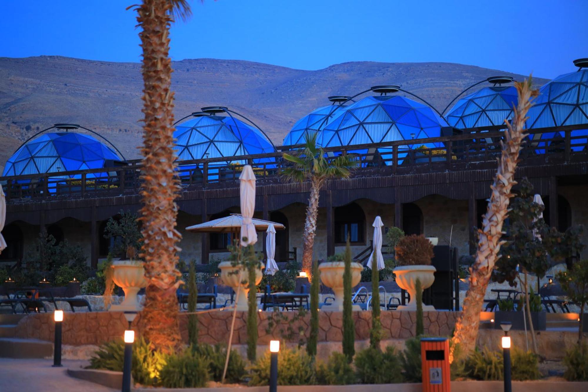 Petra Seasons Luxury Resort Al Hayy Esterno foto